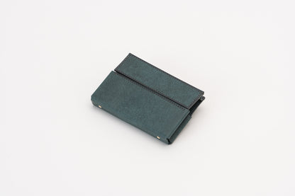 小さく薄い名刺入れ「dritto Card L」